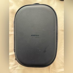 Quiet comfort headphones